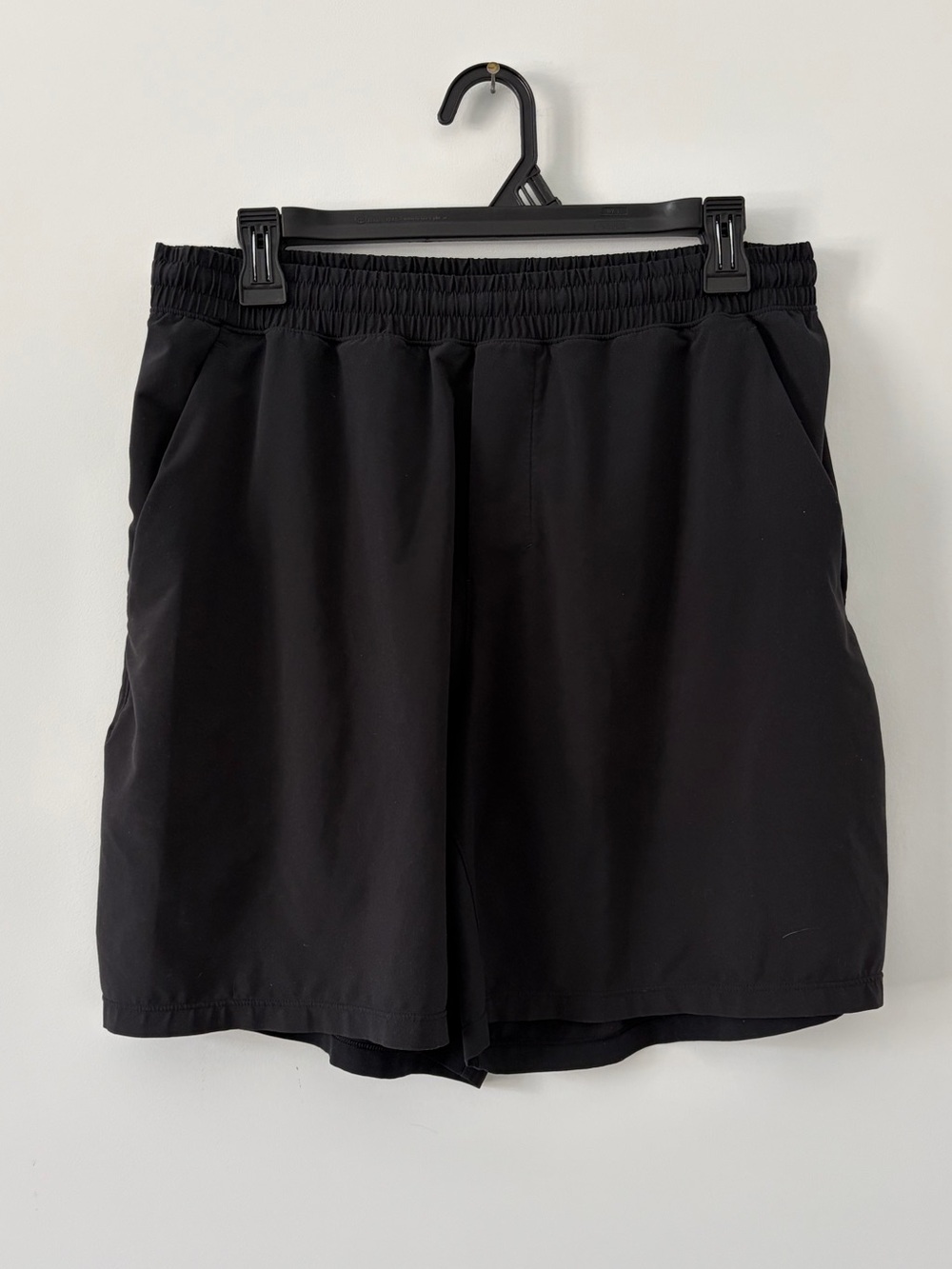 Lululemon Pace Breaker Short Linerless Black 7in Large